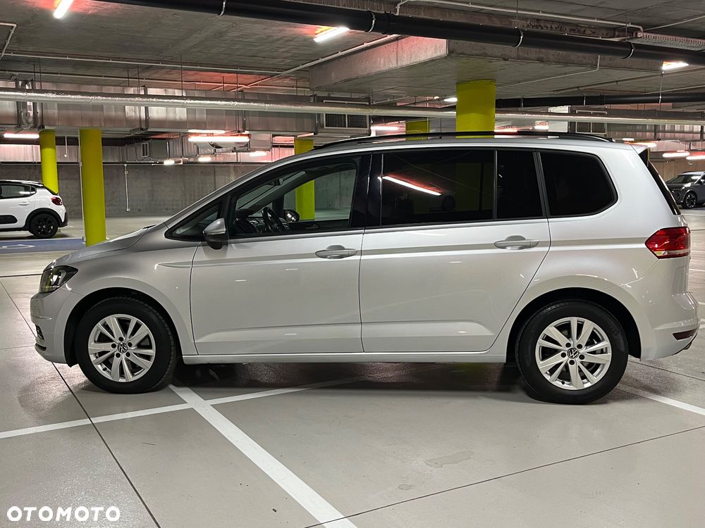 Volkswagen Touran 2.0 TDI SCR (BlueMotion Technology) DSG Comfortline - 9