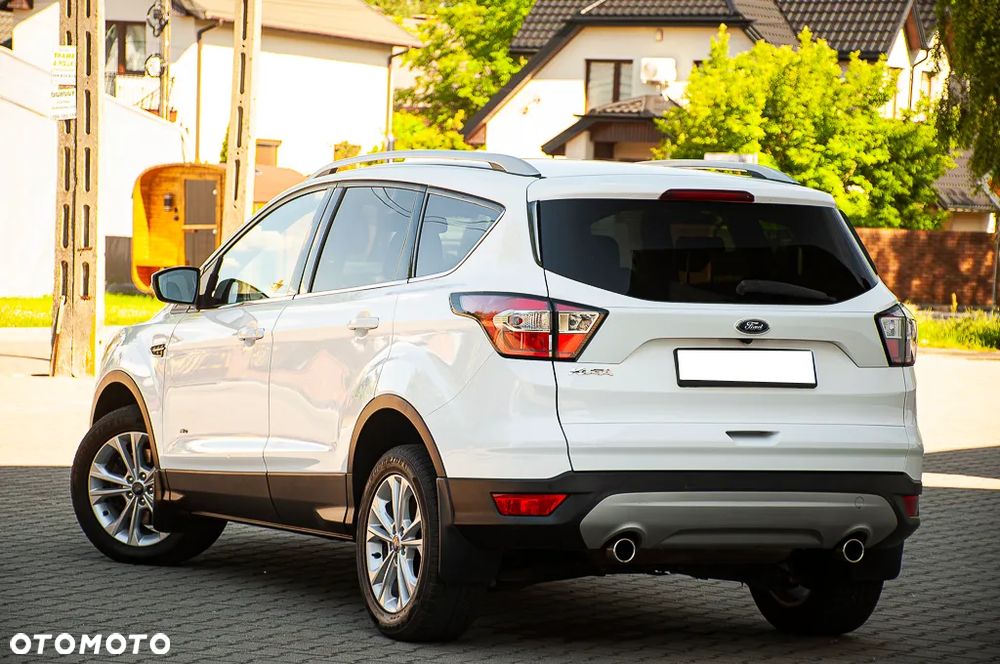 Ford Kuga 2.0 TDCi 4x4 Titanium - 14
