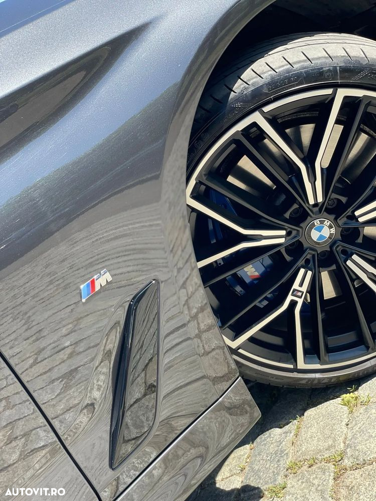 BMW Seria 5 530d xDrive AT MHEV - 27
