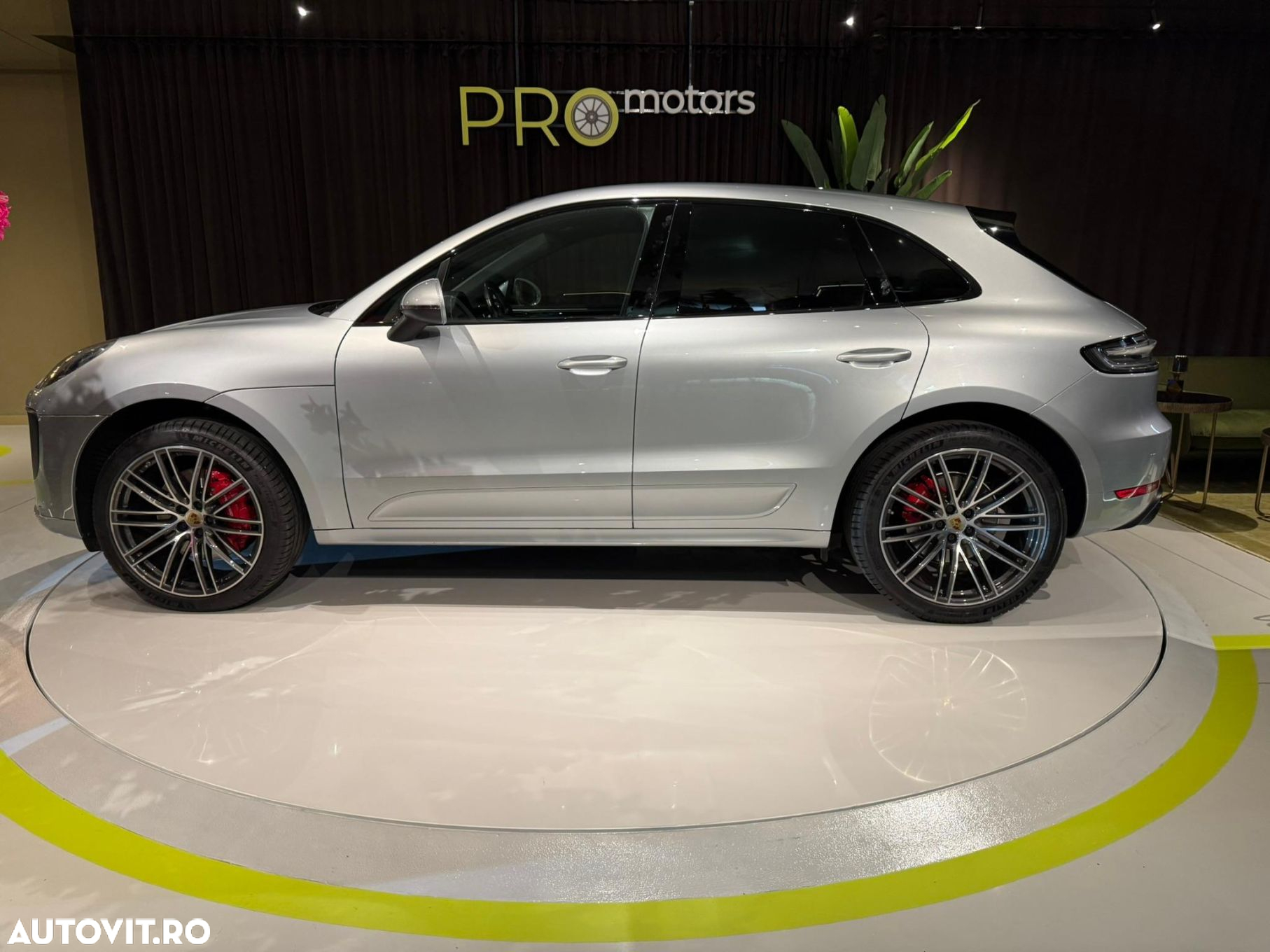 Porsche Macan - 7