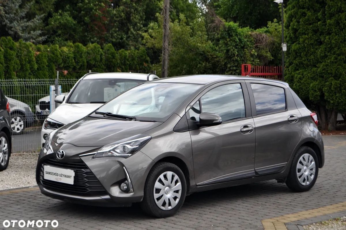 Toyota Yaris - 1