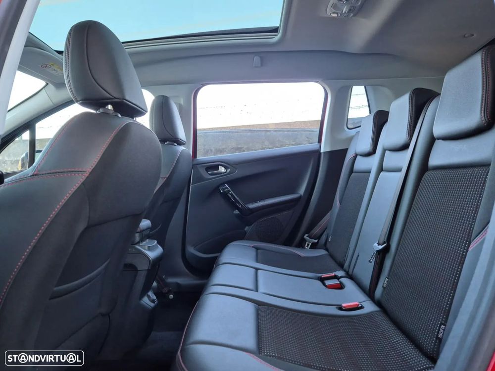 Peugeot 2008 - 13