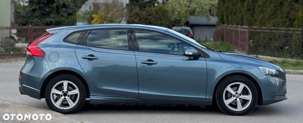 Volvo V40 D2 - 4