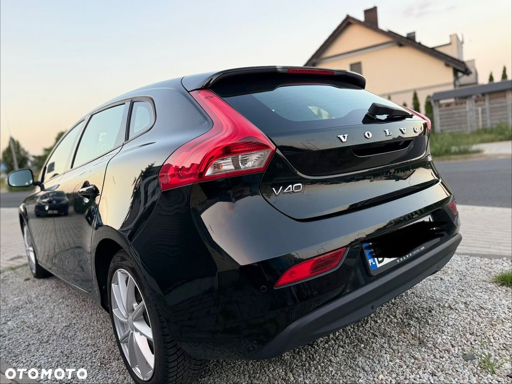 Volvo V40 D2 R-Design Summum - 9
