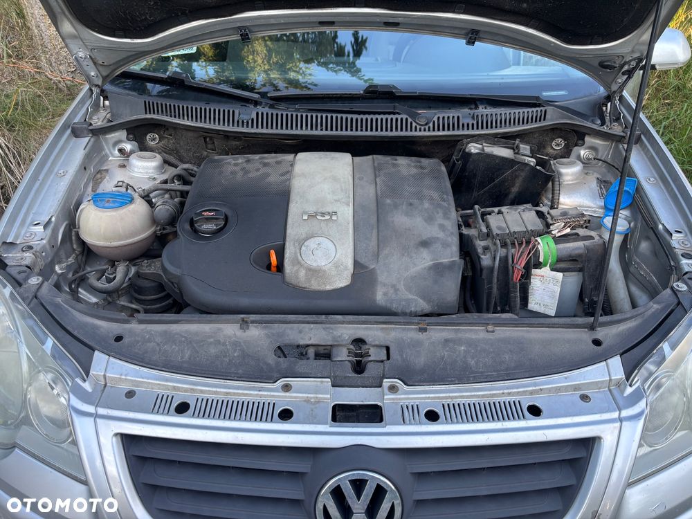 Volkswagen Polo 1.4 FSI Sportline - 17