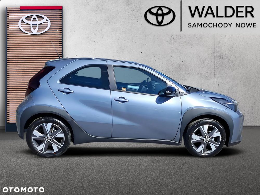 Toyota Aygo X Hybrid 1.5 Comfort e-CVT - 6