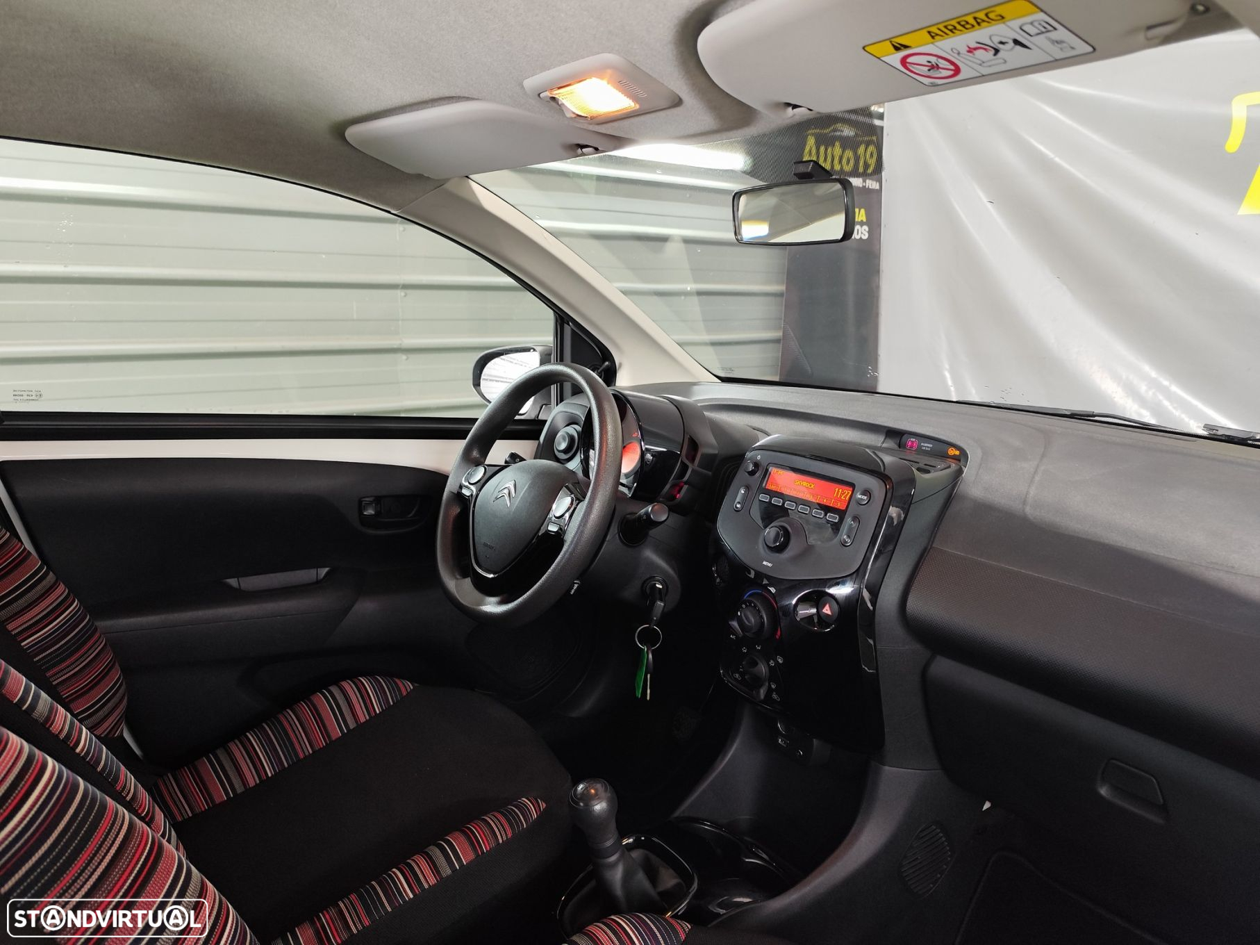 Citroën C1 1.0 VTi Feel S&S - 11
