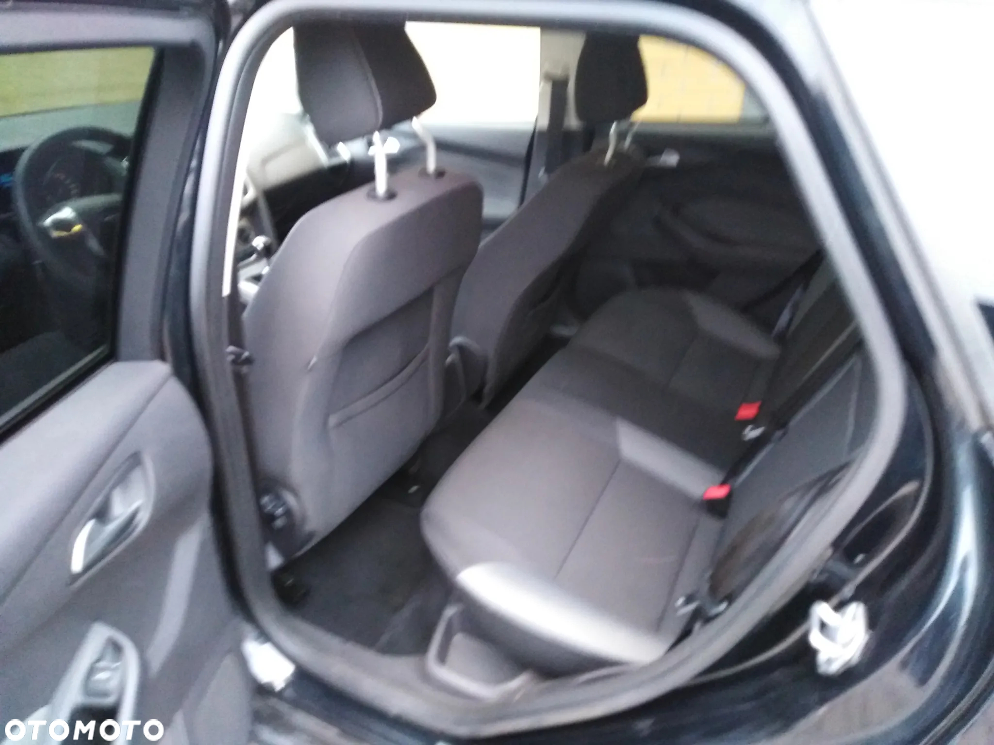 Ford Focus 1.6 TDCi Trend - 9