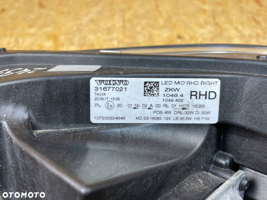 LAMPA PRZÓD PRZEDNIA PRAWA FULL LED VOLVO V40 II 31677021 UK LIFT 2016- - 12