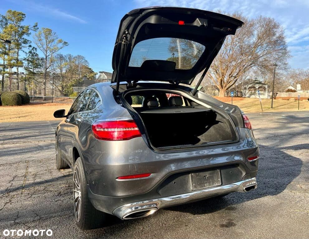 Mercedes-Benz GLC - 31