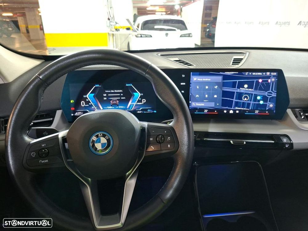 BMW X1 xDrive25e - 8
