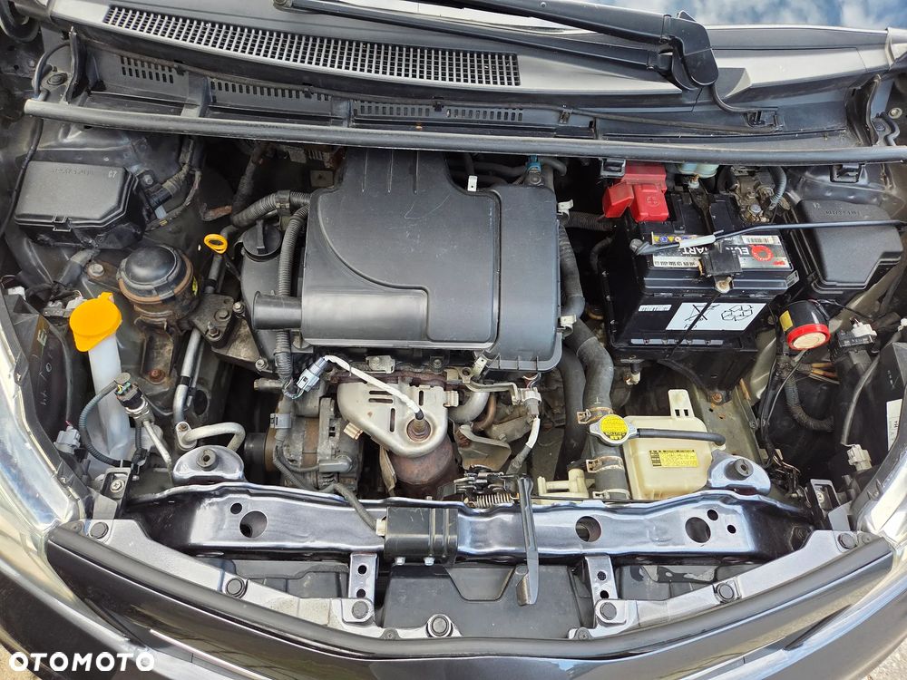 Toyota Yaris 1.0 Premium - 12