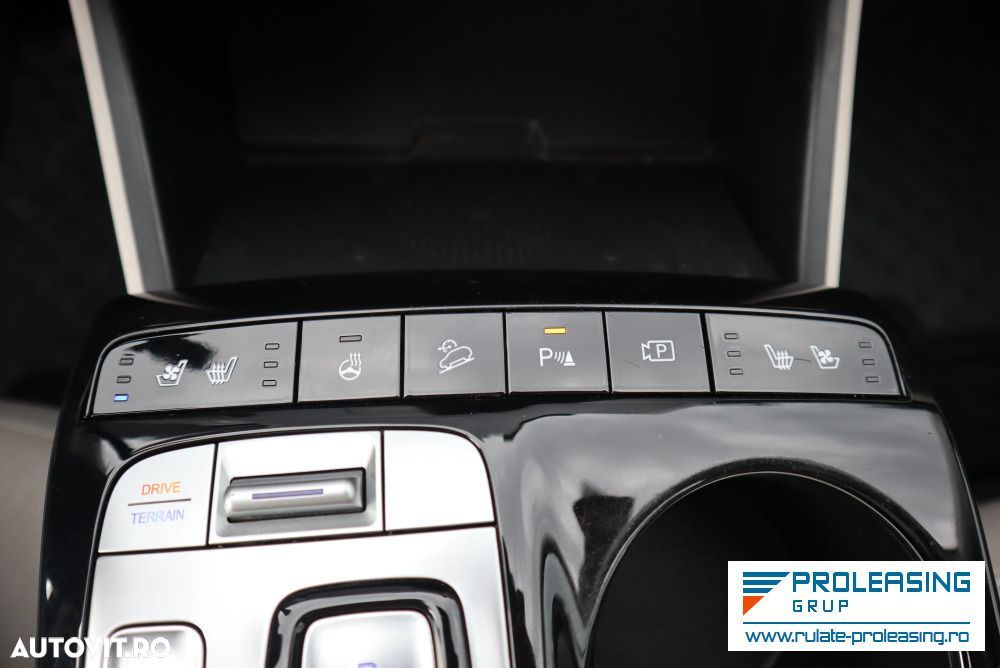 Hyundai Tucson HEV 1.6 l 230 CP 4WD 6AT Luxury - 18