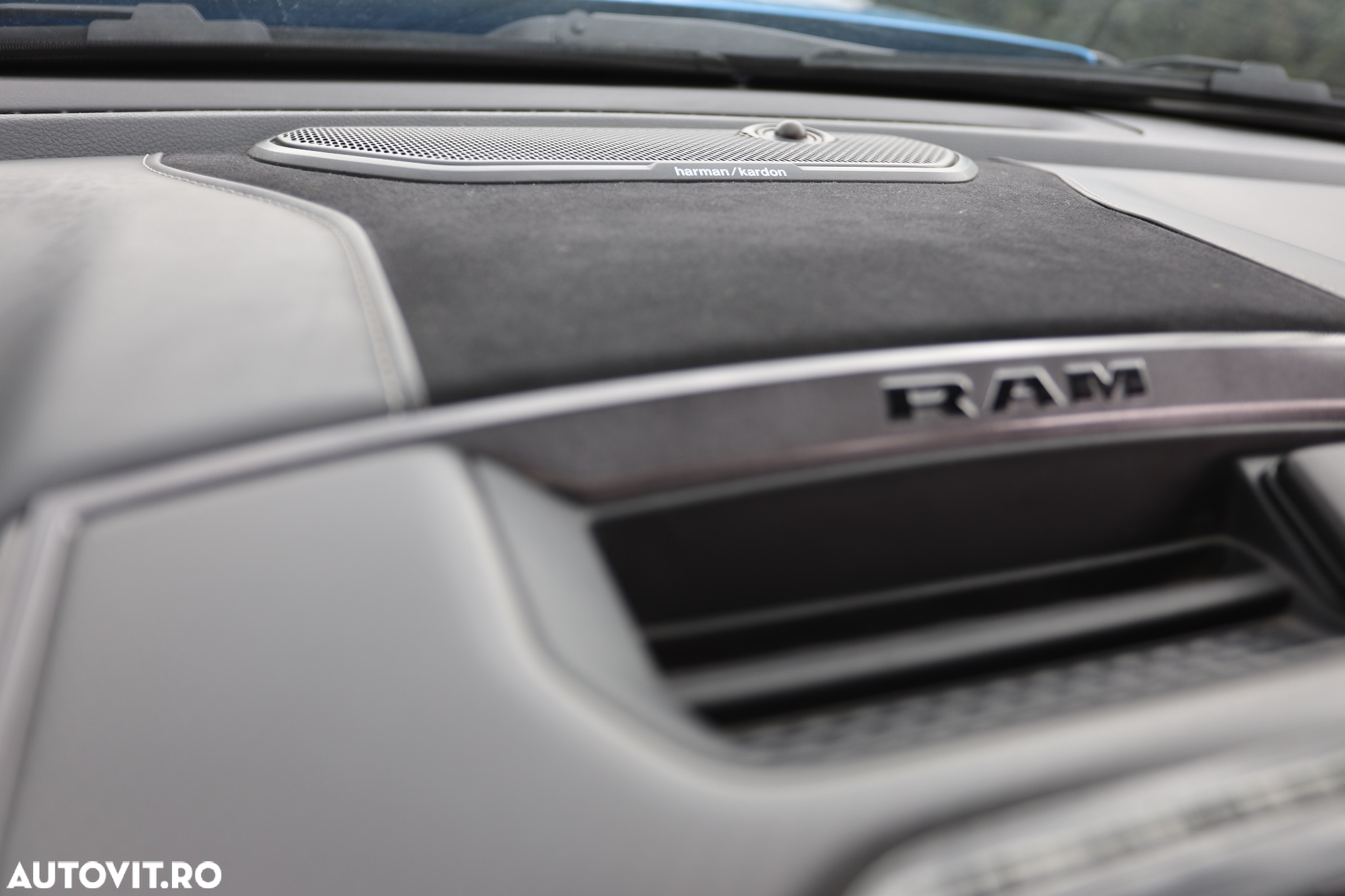 Dodge RAM - 28