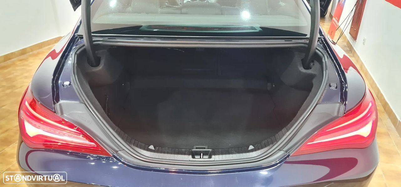 Mercedes-Benz CLA 180 - 45