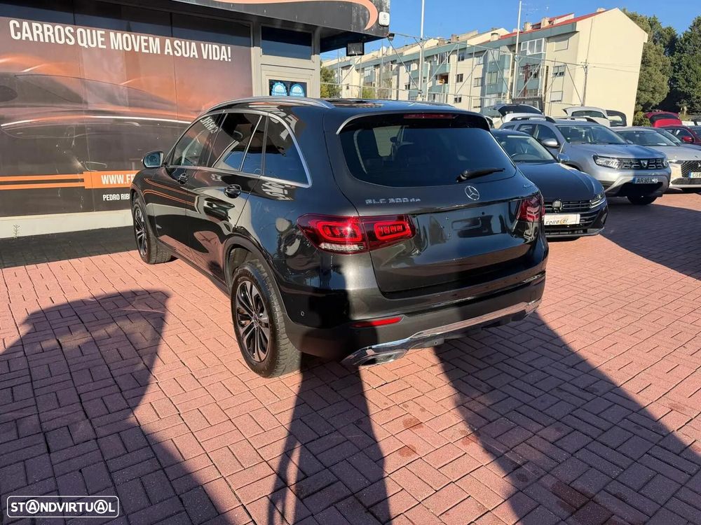 Mercedes-Benz GLC 300 de Coupe 4Matic 9G-TRONIC Exclusive - 48