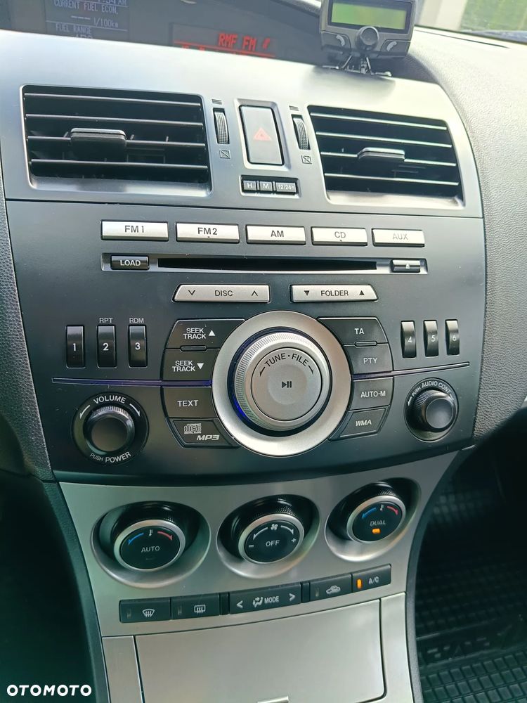 Mazda 3 - 8