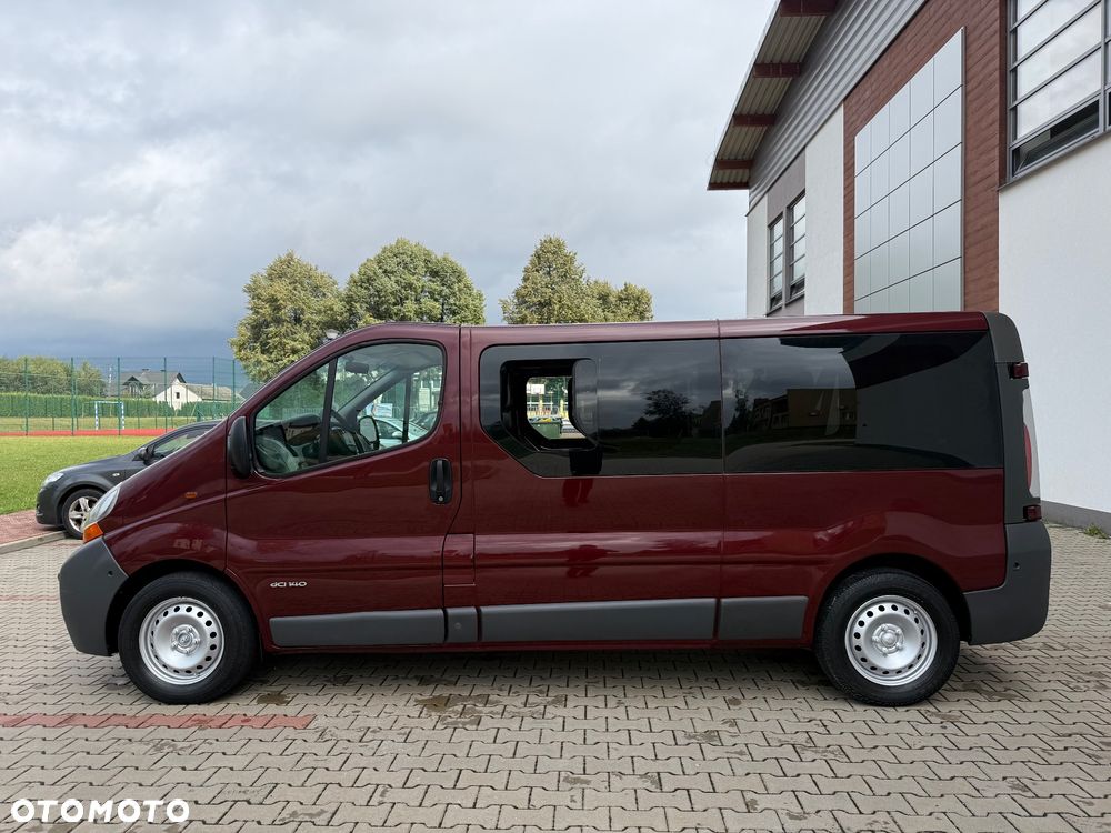 Renault Trafic 2.5 dCi L2H1 - 12