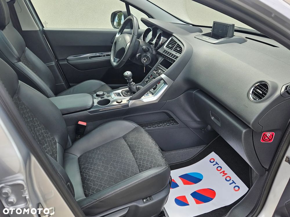 Peugeot 3008 2.0 HDi Premium+ - 10