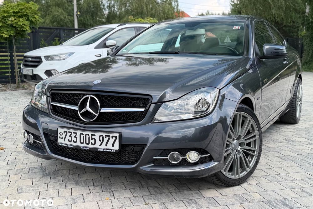 Mercedes-Benz Klasa C 250 CGI BlueEff - 1