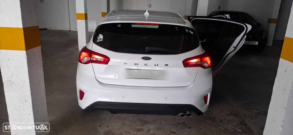 Ford Focus 1.5 TDCi ECOBlue ST-Line - 9