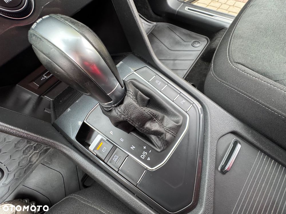 Volkswagen Tiguan - 19