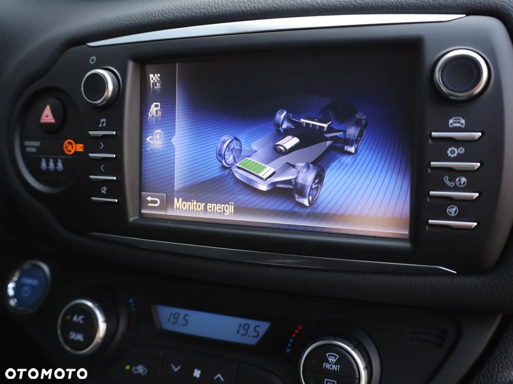Toyota Yaris Hybrid 100 Premium EU6 - 20