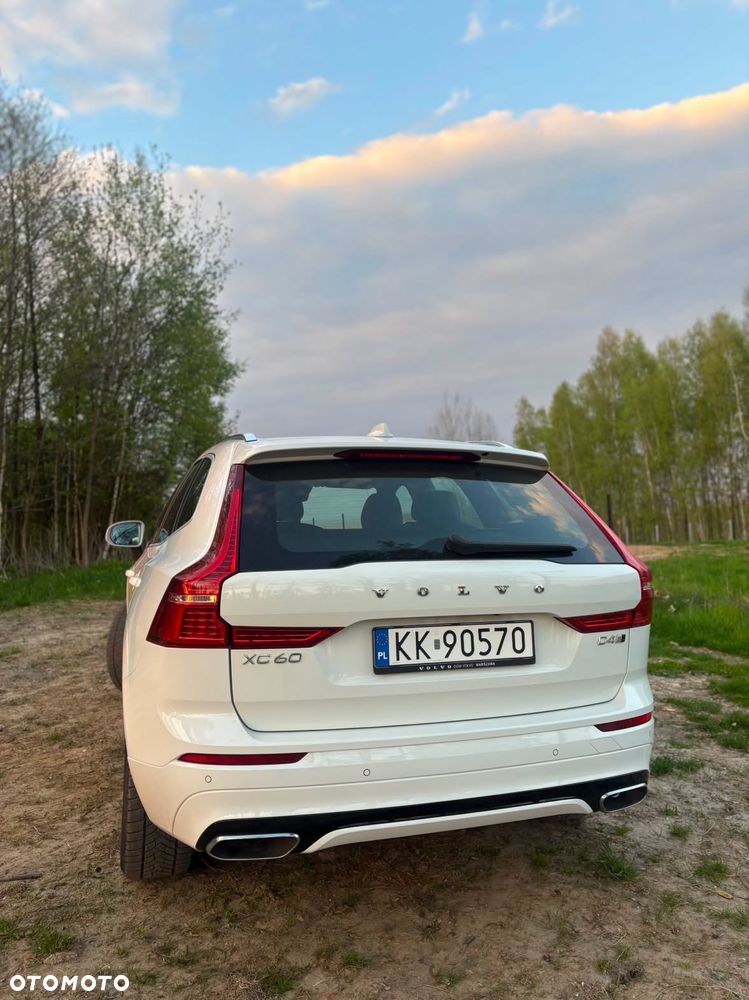 Volvo XC 60 D4 AWD R-Design - 5