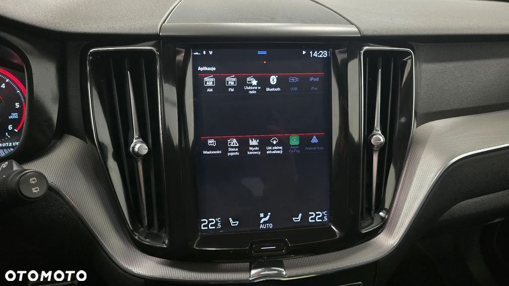 Volvo XC 60 D4 AWD Geartronic RDesign - 21