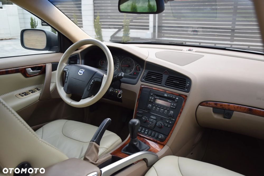 Volvo V70 2.5T AWD Summum - 30