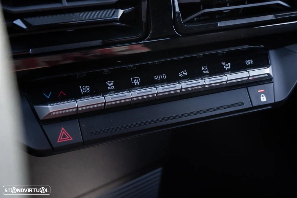 Renault 5 E-Tech 40 kWh Evolution Autonomia Urbana - 17