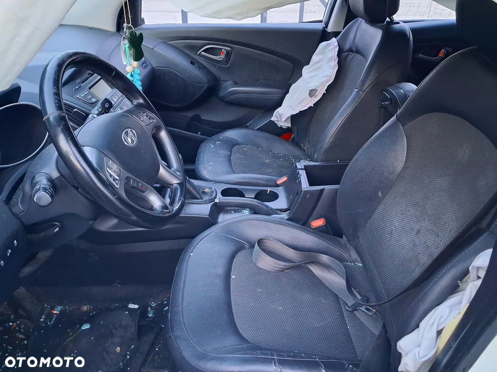 Hyundai ix35 1.6 2WD blue Comfort - 14