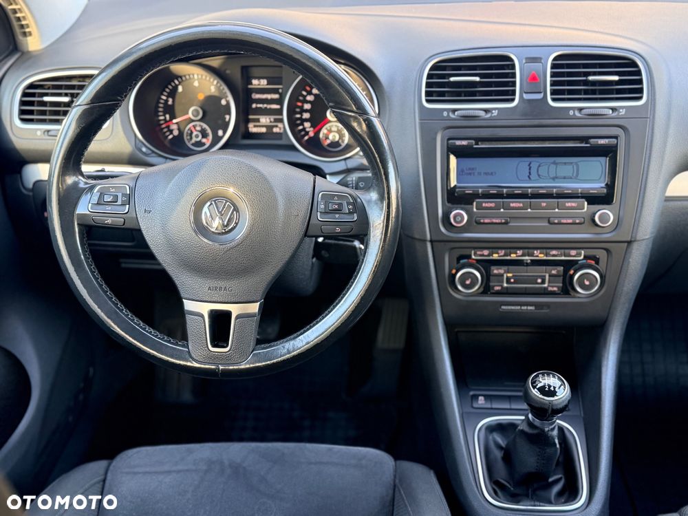 Volkswagen Golf 1.4 TSI Highline - 25