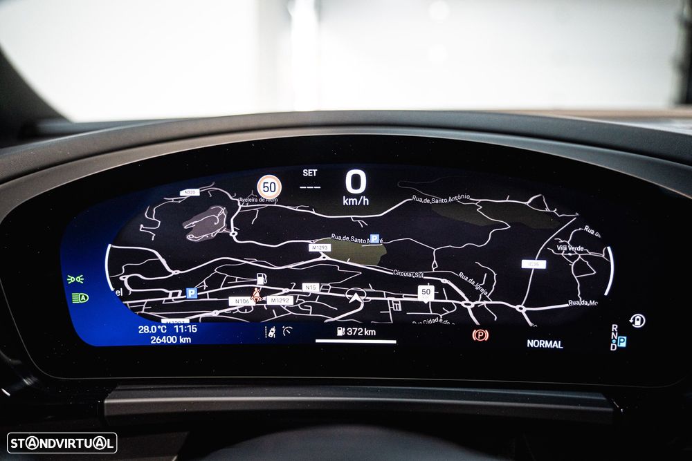 Porsche Macan Electric - 12