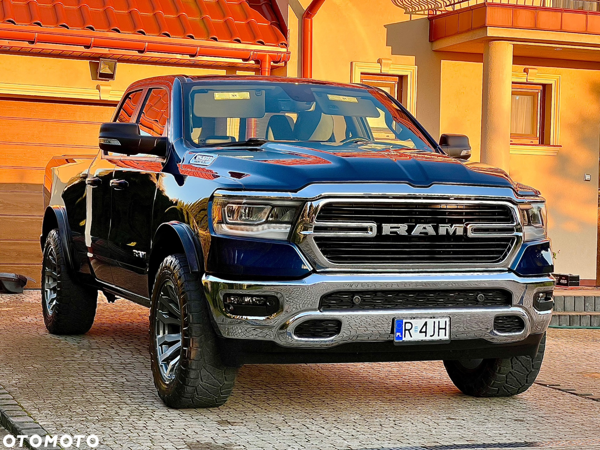 RAM 1500 Quad Cab Longbed Bighorn - 4