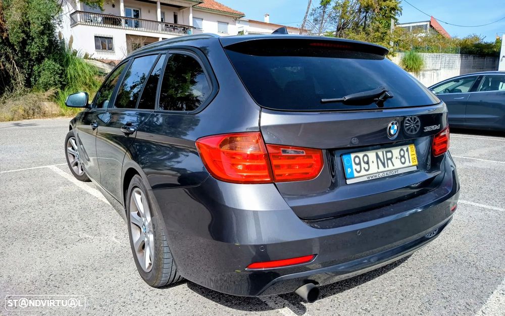 BMW 320 d Auto Line Luxury - 2