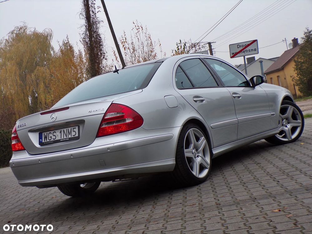 Mercedes-Benz Klasa E 500 T 4Matic Automatik Avantgarde - 2