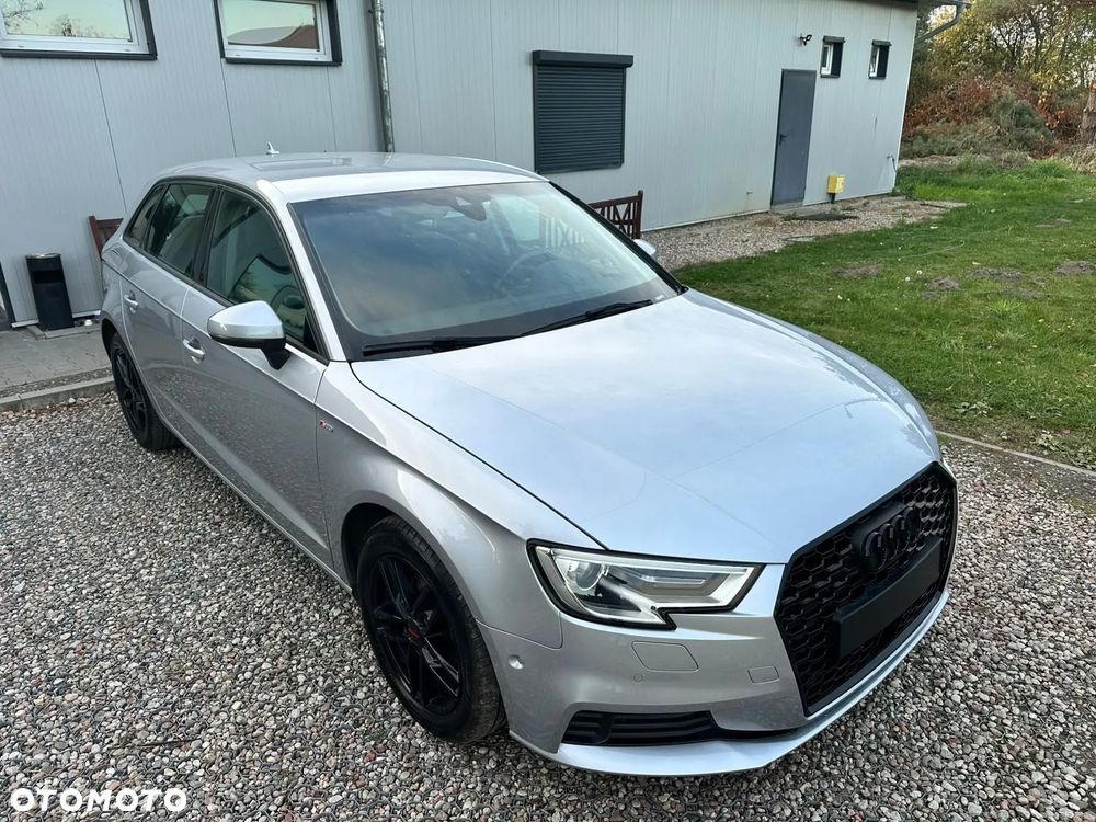 Audi A3 Sportback - 2