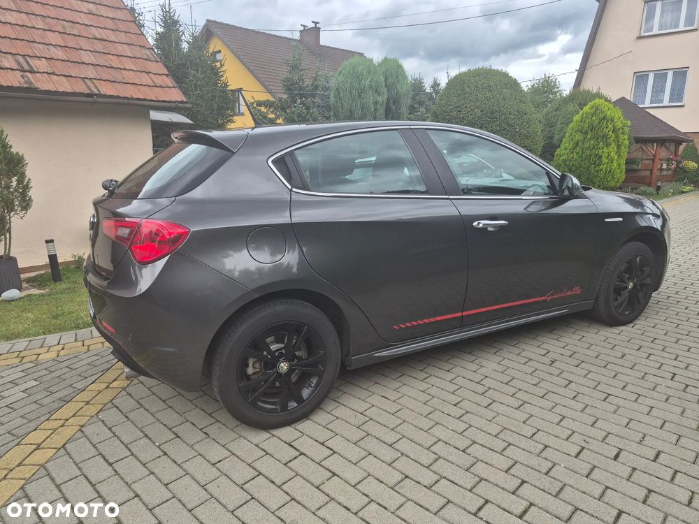 Alfa Romeo Giulietta - 4