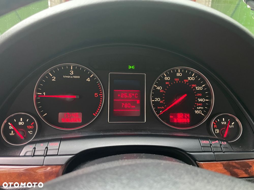 Audi A4 Avant 1.9 TDI - 12