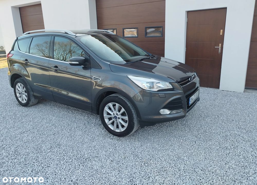 Ford Kuga 2.0 TDCi 2x4 Titanium - 1