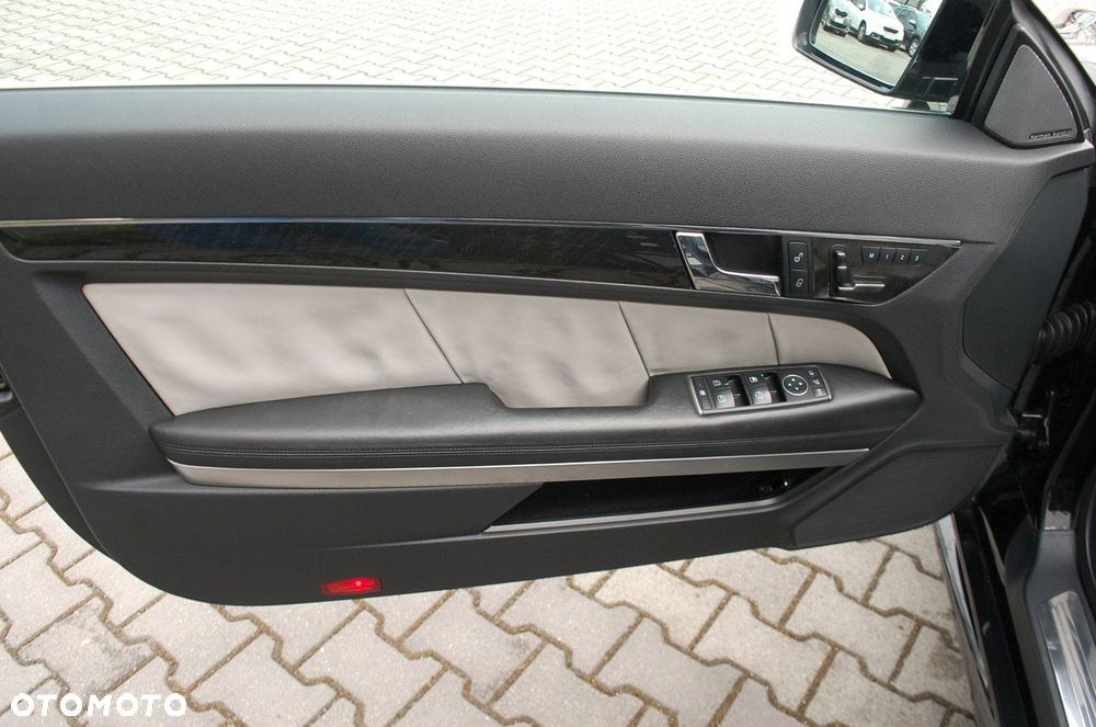 Mercedes-Benz Klasa E - 30