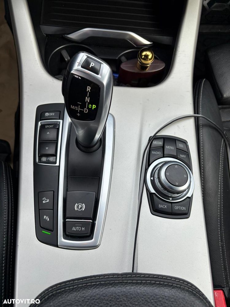 BMW X4 xDrive20d - 11