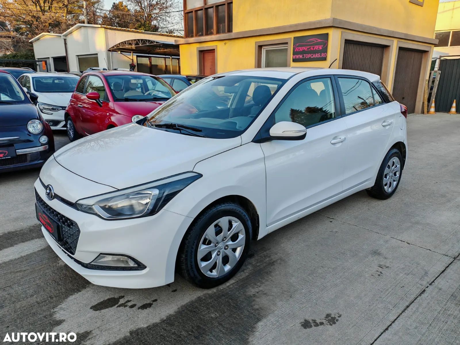 Hyundai i20 1.1 CRDi M/T Confort - 1