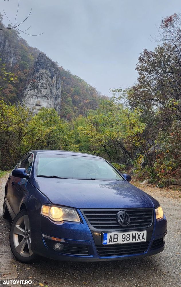 Volkswagen Passat 2.0 TDI Individual - 8