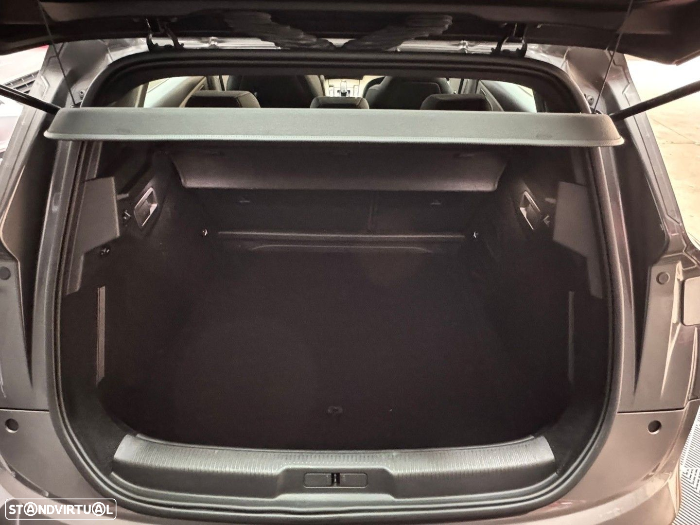 DS DS7 Crossback 1.5 BlueHDi Be Chic EAT8 - 14