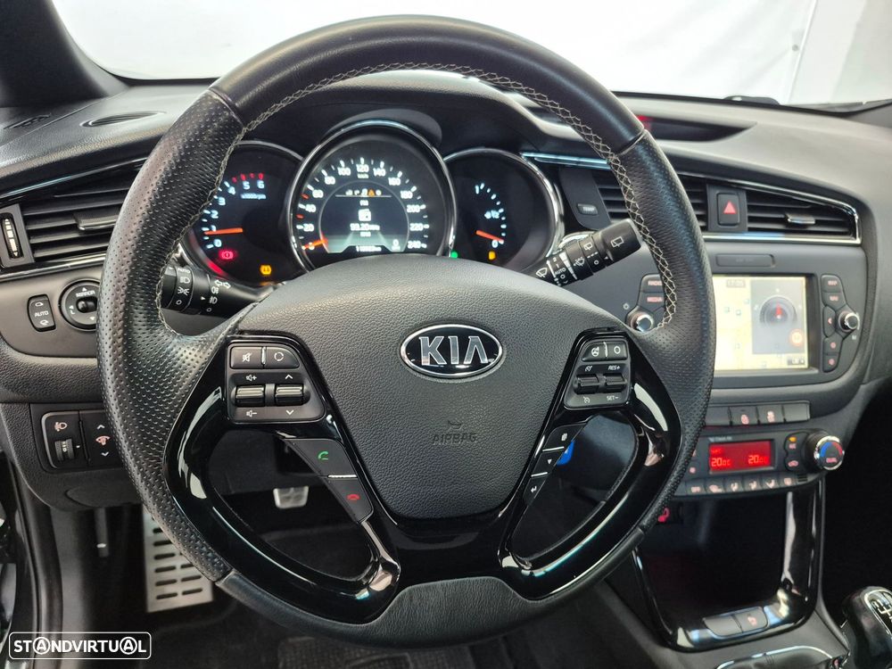 Kia Ceed 1.6 CRDi GT Line - 12