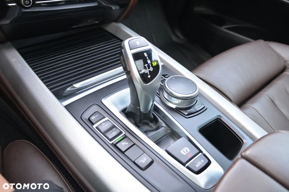 BMW X5 xDrive30d - 24