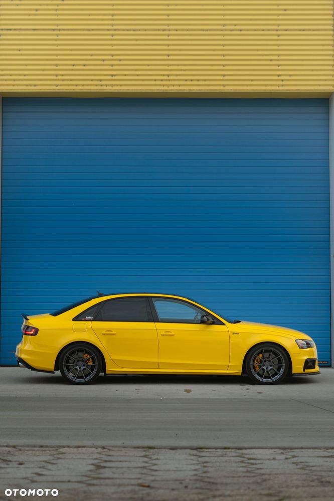 Audi A4 Limousine - 6