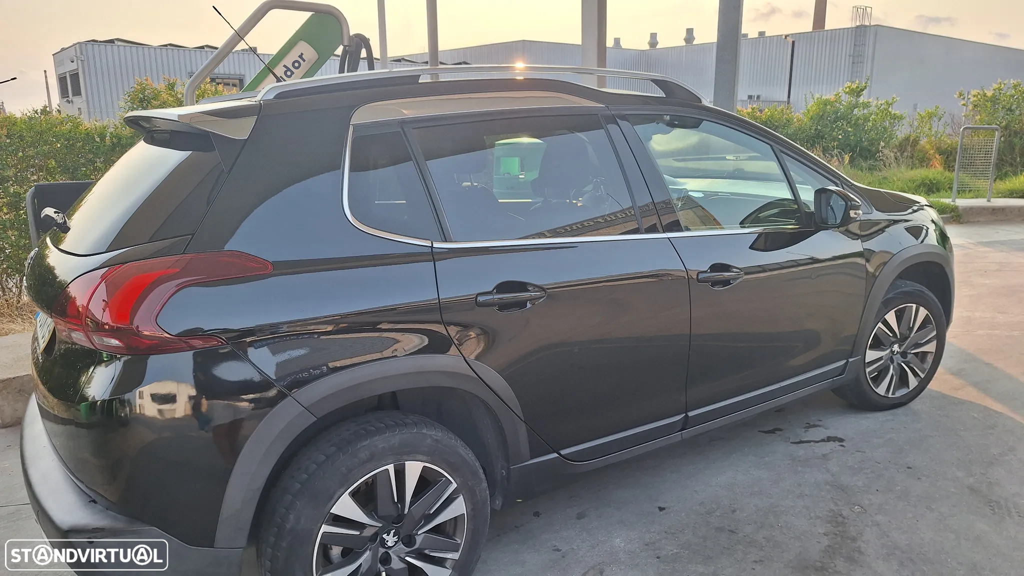 Peugeot 2008 1.6 BlueHDi Allure - 6